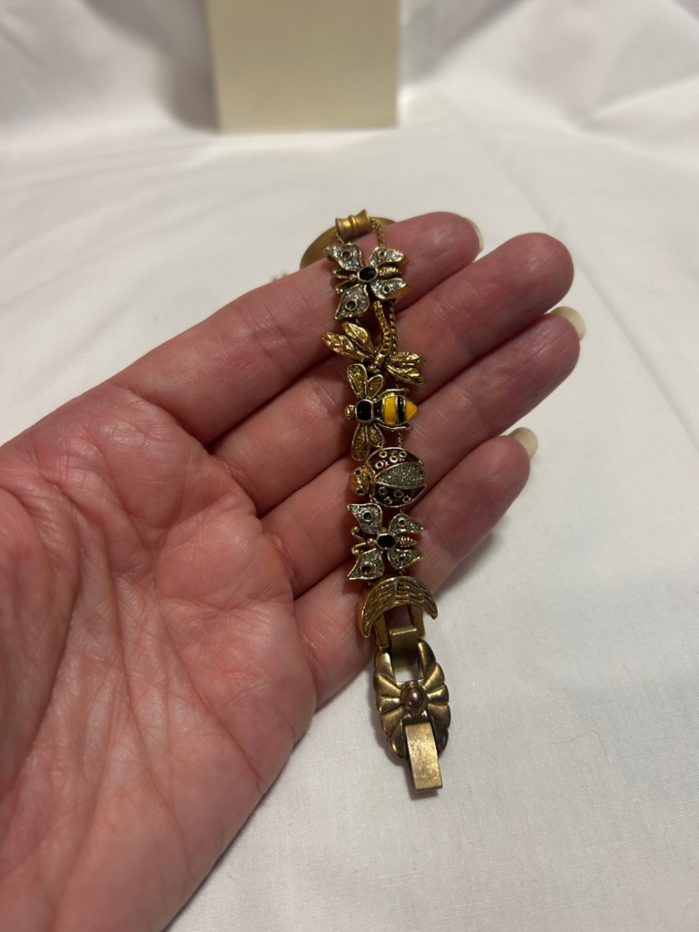 Avon Gold-Tone Floral Link Bracelet Watch with White Dial - Picture 2 of 4